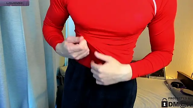 Snapshot of handsome_guy01 chatting on February 2026 11:13:01 AM handsome guy01 online show from February 2026 11:13:01 AM