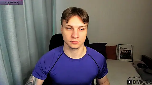 Snapshot of handsome_guy01 chatting on February 2026 01:15:01 PM handsome guy01 online show from February 2026 01:15:01 PM