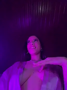 Praga Pink online show from March 2025 07:52:02 AM