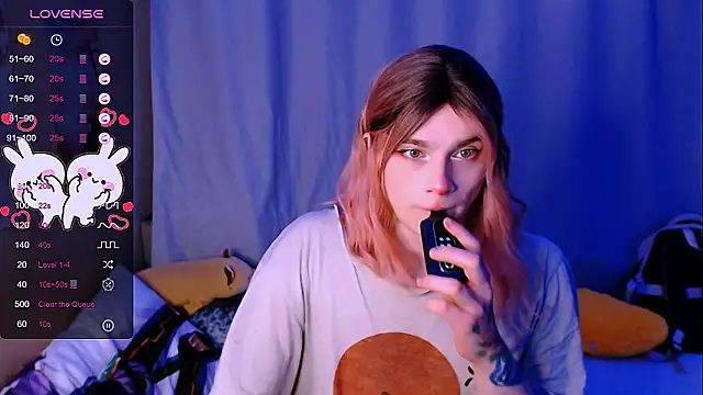 Alice Hells online show from November 2025 05:40:01 AM