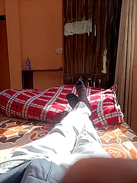 RRahullove69 online show from February 2026 08:29:02 AM