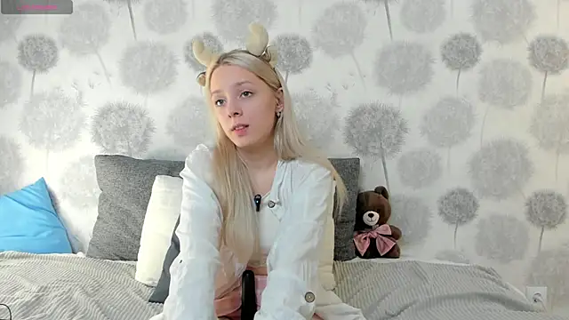 EngelFugler online show from January 2025 01:53:02 PM