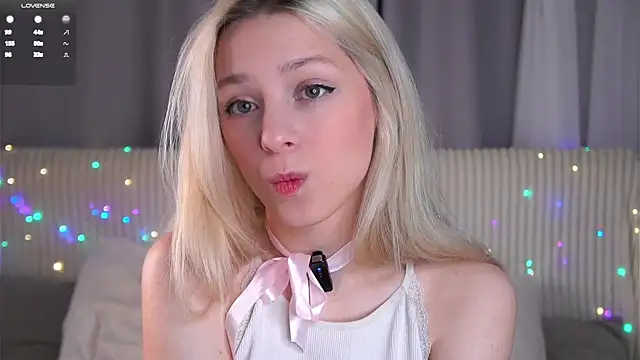 EngelFugler online show from December 2025 01:11:02 AM