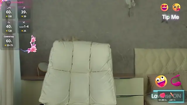 LianaCruz   online show from February 2025 05:19:02 AM