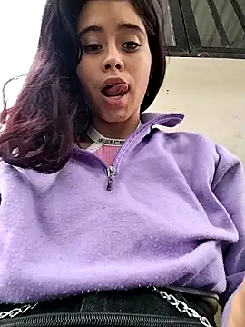 Snapshot of Alexandra_65 chatting on December 2025 09:22:02 PM Alexandra 65 online show from December 2025 09:22:02 PM