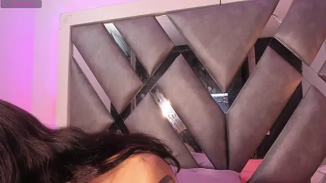 Mis  lola online show from February 2025 07:16:02 PM