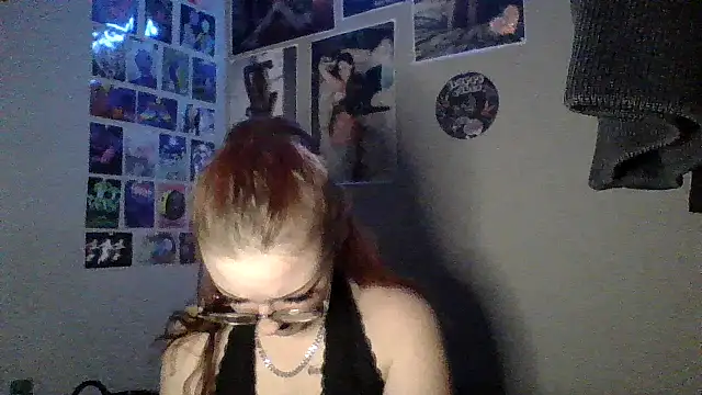 Snapshot of angel_star420864 chatting on December 2024 03:20:01 AM angel star420864 online show from December 2024 03:20:01 AM