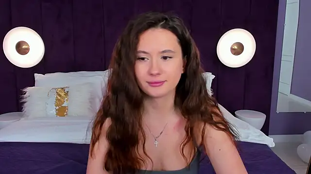 milaleoneli online show from February 2025 03:38:01 PM