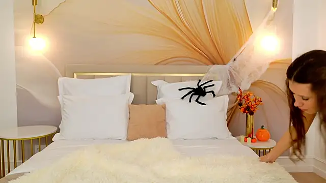 milaleoneli online show from October 2025 03:03:02 PM