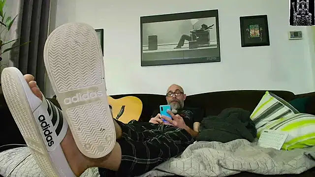 Kingsscepter online show from February 2025 06:12:01 PM