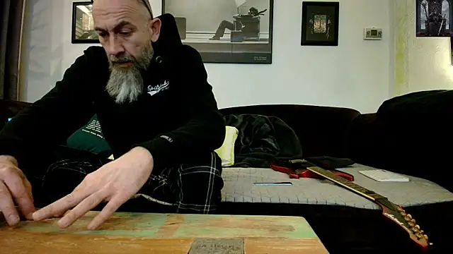 Kingsscepter online show from March 2025 08:12:01 PM