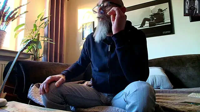 Kingsscepter online show from March 2025 05:17:02 PM