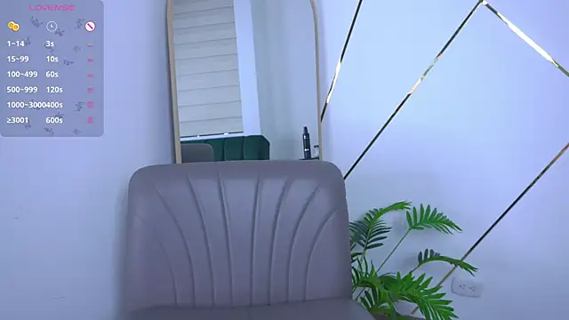 b3llaspringg online show from October 2025 11:27:01 PM