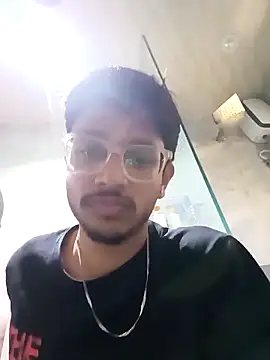 skinnyyyyyyyyy online show from November 2025 04:44:02 AM