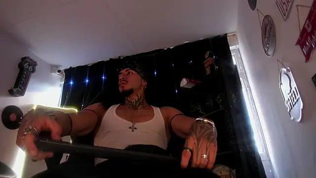 the beast master  online show from November 2025 08:52:01 PM