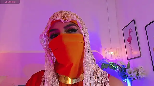 naomiii   online show from October 2025 11:54:01 AM