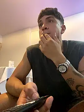 LCarreraa online show from January 2026 05:55:01 AM