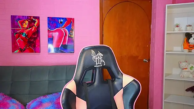 Snapshot of abigail_monore_ chatting on October 2025 08:21:02 PM abigail monore online show from October 2025 08:21:02 PM