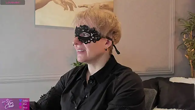 Nika Smit online show from February 2025 05:18:02 AM