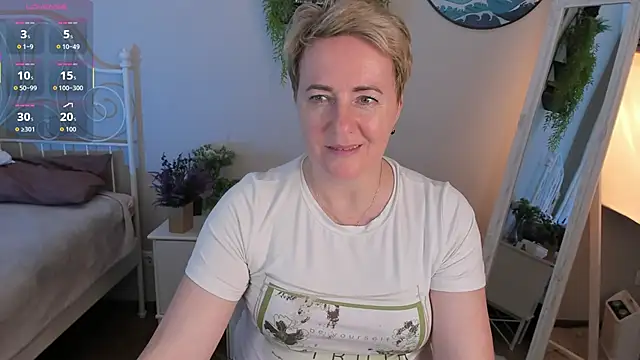 Snapshot of Nika_Smit chatting on June 2026 08:09:02 AM Nika Smit online show from June 2026 08:09:02 AM