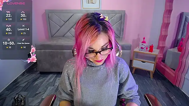 abril ch  online show from November 2025 10:47:02 AM