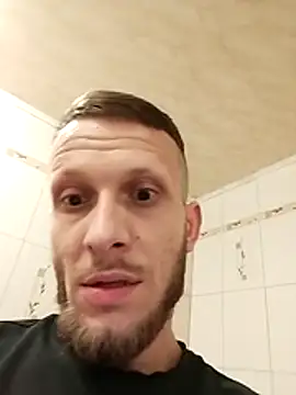 hoot denis28 online show from December 2024 05:18:02 PM