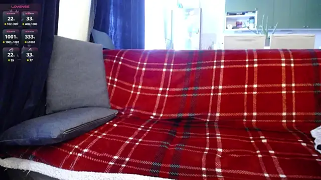 Blond Woman online show from March 2025 10:28:02 AM