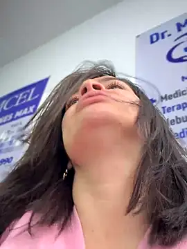 NATHALIA-28  online show from November 2025 12:17:01 PM