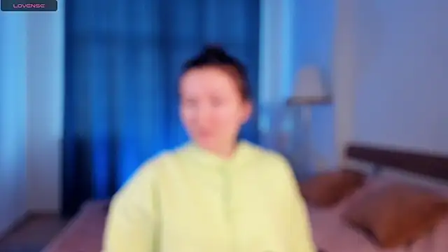 VickieVici online show from December 2024 09:24:01 AM