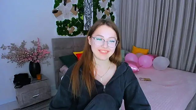 SereneFlame online show from March 2025 10:42:01 PM