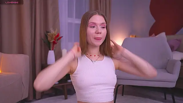 AlisiaSpinnet  online show from January 2026 03:28:01 PM