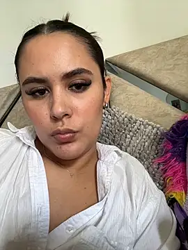 Snapshot of LexyRobert chatting on February 2025 06:15:02 PM LexyRobert online show from February 2025 06:15:02 PM