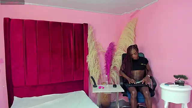 Snapshot of aishasounders chatting on January 2025 11:59:01 AM aishasounders online show from January 2025 11:59:01 AM