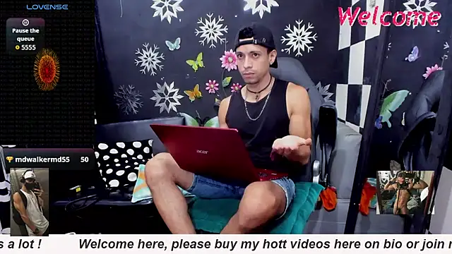 Snapshot of MikeRose94 chatting on February 2026 06:26:01 PM MikeRose94 online show from February 2026 06:26:01 PM