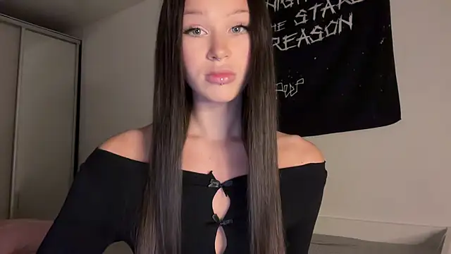 ur molly online show from September 2025 01:38:02 AM