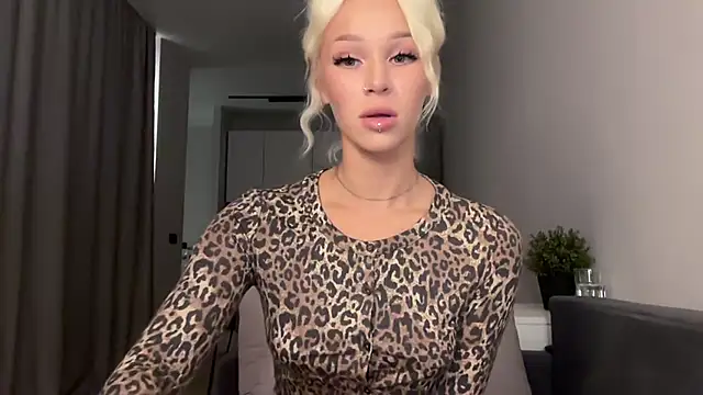 ur molly online show from July 2026 11:38:02 AM