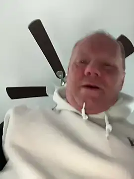 Snapshot of masterjerseyjoe chatting on January 2025 01:27:01 PM masterjerseyjoe online show from January 2025 01:27:01 PM