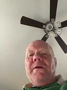 Snapshot of masterjerseyjoe chatting on January 2025 02:26:01 PM masterjerseyjoe online show from January 2025 02:26:01 PM