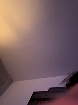 Snapshot of EmilyWi_ chatting on November 2025 09:59:02 PM EmilyWi online show from November 2025 09:59:02 PM