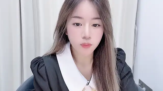 Snapshot of chloe-01 chatting on December 2024 12:22:02 PM chloe-01 online show from December 2024 12:22:02 PM