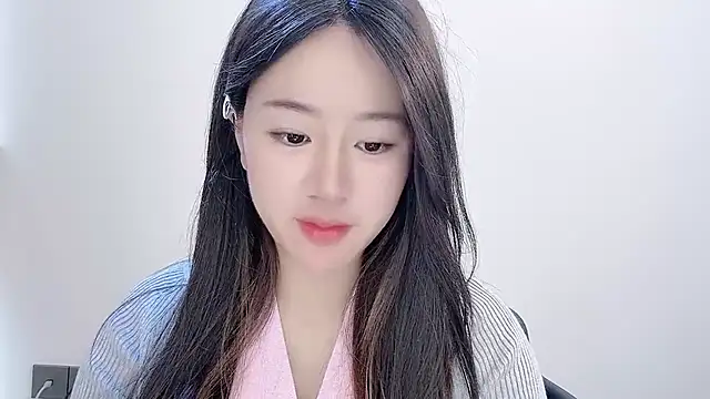 chloe-01 online show from November 2025 02:43:02 AM