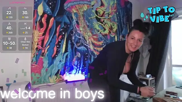 tattoomilf86 online show from December 2024 03:06:01 PM