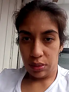 Snapshot of Anamaria-24 chatting on May 2026 07:22:02 PM Anamaria-24 online show from May 2026 07:22:02 PM