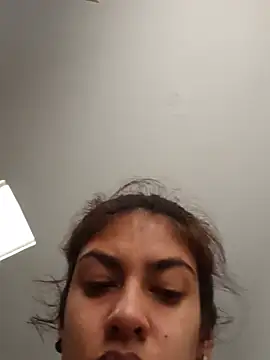 Snapshot of Anamaria-24 chatting on May 2026 05:50:02 PM Anamaria-24 online show from May 2026 05:50:02 PM