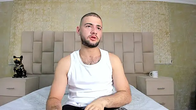 MaximusDick1  online show from November 2025 04:45:02 AM