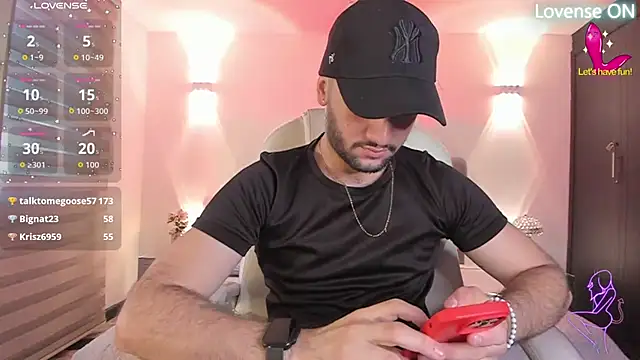 MaximusDick1  online show from February 2026 12:06:02 PM