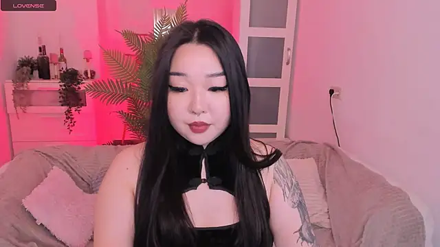 Snapshot of mei_honey_ chatting on October 2025 09:47:02 PM mei honey  online show from October 2025 09:47:02 PM