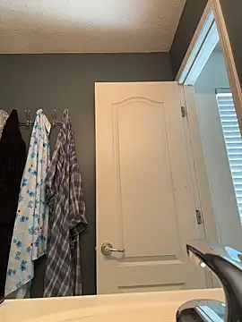 Snapshot of Ectorius chatting on February 2026 03:41:02 PM Ectorius online show from February 2026 03:41:02 PM