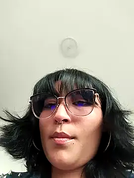 Pauilina online show from January 2025 10:27:01 PM