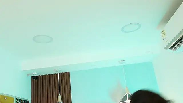 Dalila Sky online show from October 2025 06:05:01 PM